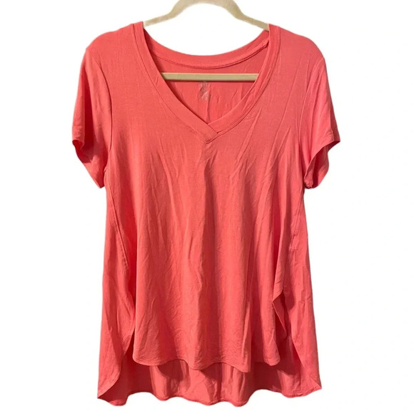 NWT APANA VNECK WORKOUT TEE - Picture 1 of 3